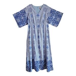 CHICO'S 2 Women 12 14 Maxi Dress Blue White Medallion Short Sleeve Resort